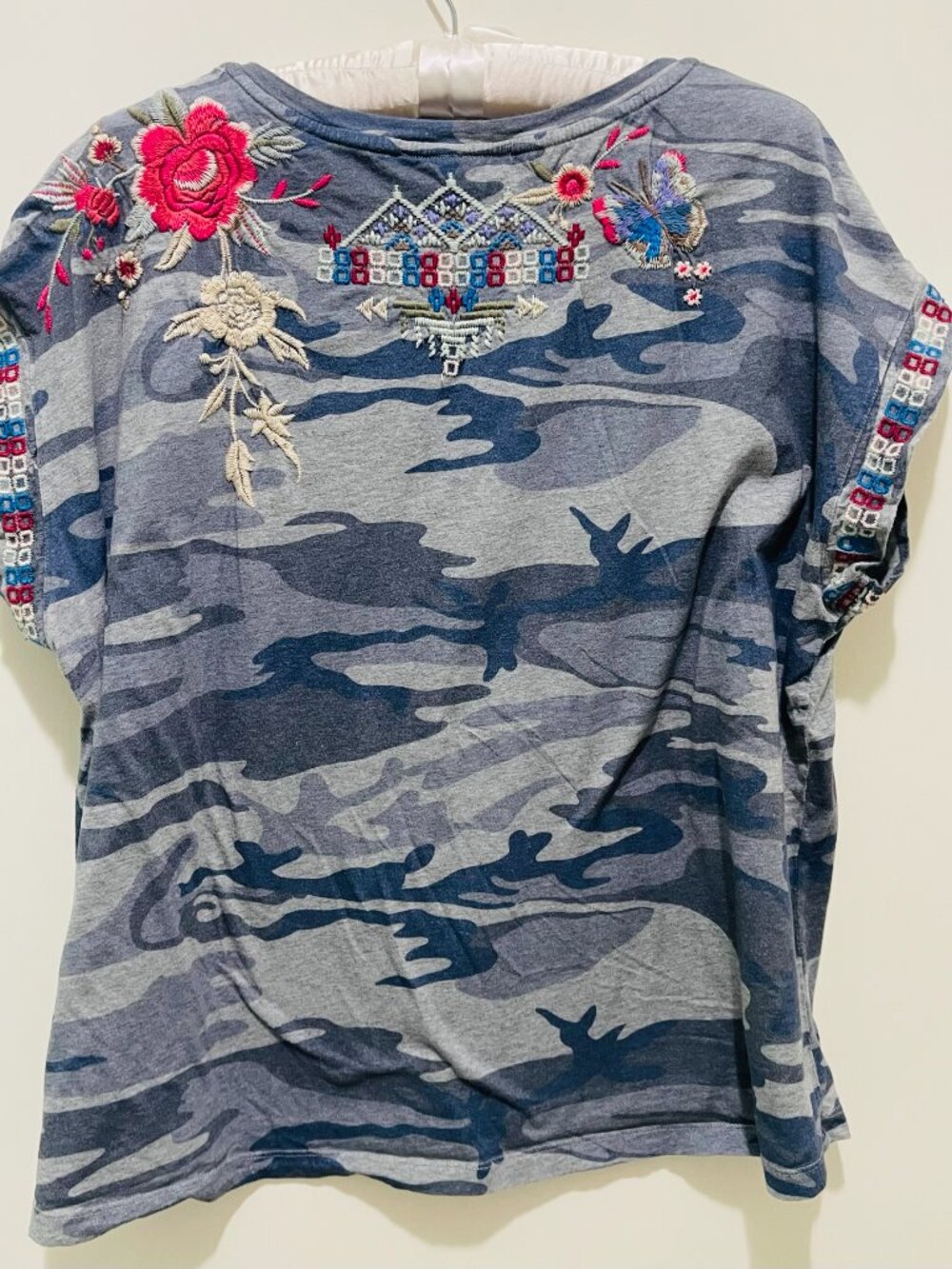 Ladies Johnny Was Embroidered Tee - Picture 3 of 8